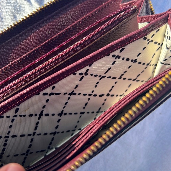 Kate Spade Full Zip Wallet - Picture 6 of 9
